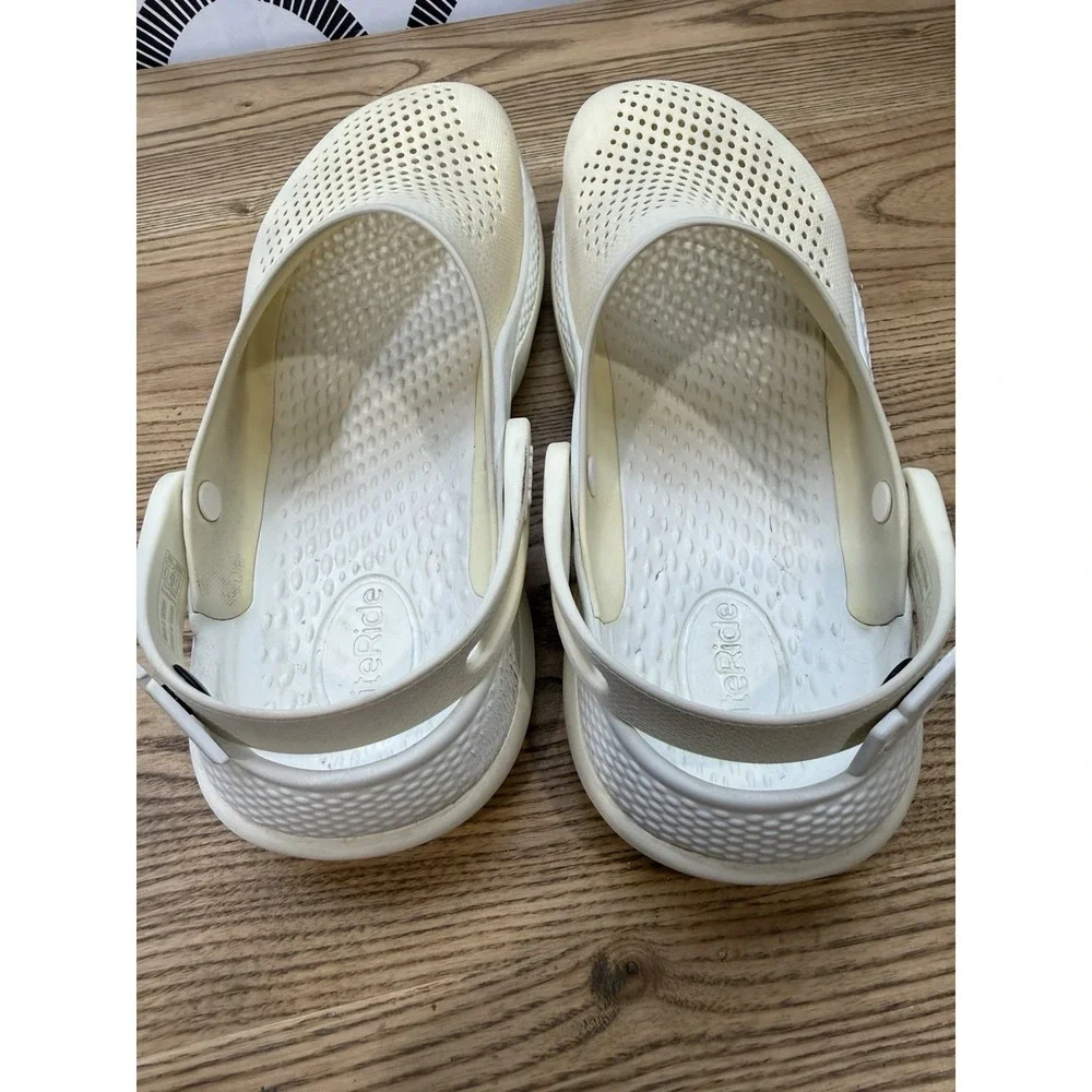 Crocs Unisex LiteRide 360 Clog Sandals M8 W10 Off White Closed Toe Lightweight